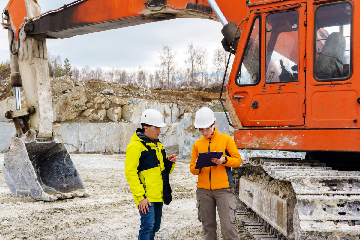 labourers in high vis on a mine site in Australia